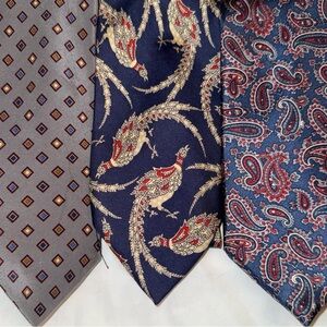 Vintage %100 silk Men's‎ Tie Set - Gray, Navy, and Blue